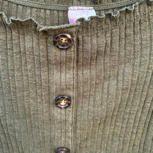 No Boundaries tshirt ribbed shirt sleeve size small - Picture 4 of 5